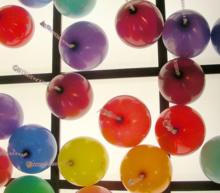 balloons by Ewan Traveler on flickr (cc)